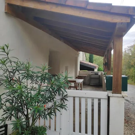 Maison 4 Personnes Caillac Exterior photo