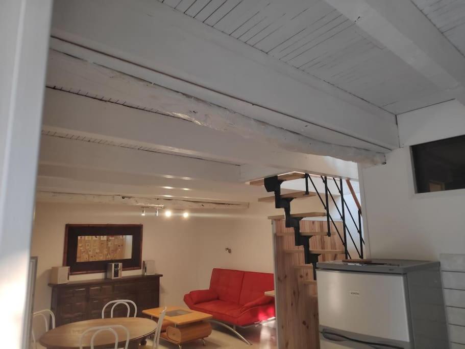Maison 4 Personnes Holiday home Caillac